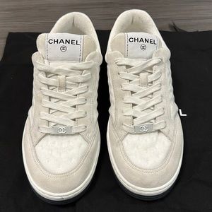 CHANEL SNEAKERS